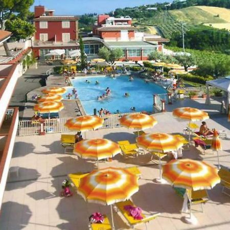 Appartamento Il Poggio Tortoreto Kültér fotó